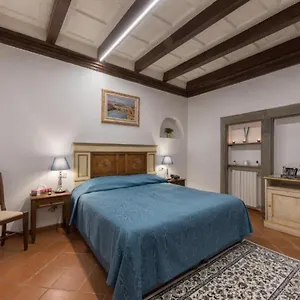 https://haggis-residence.it-tuscanyhotel.com